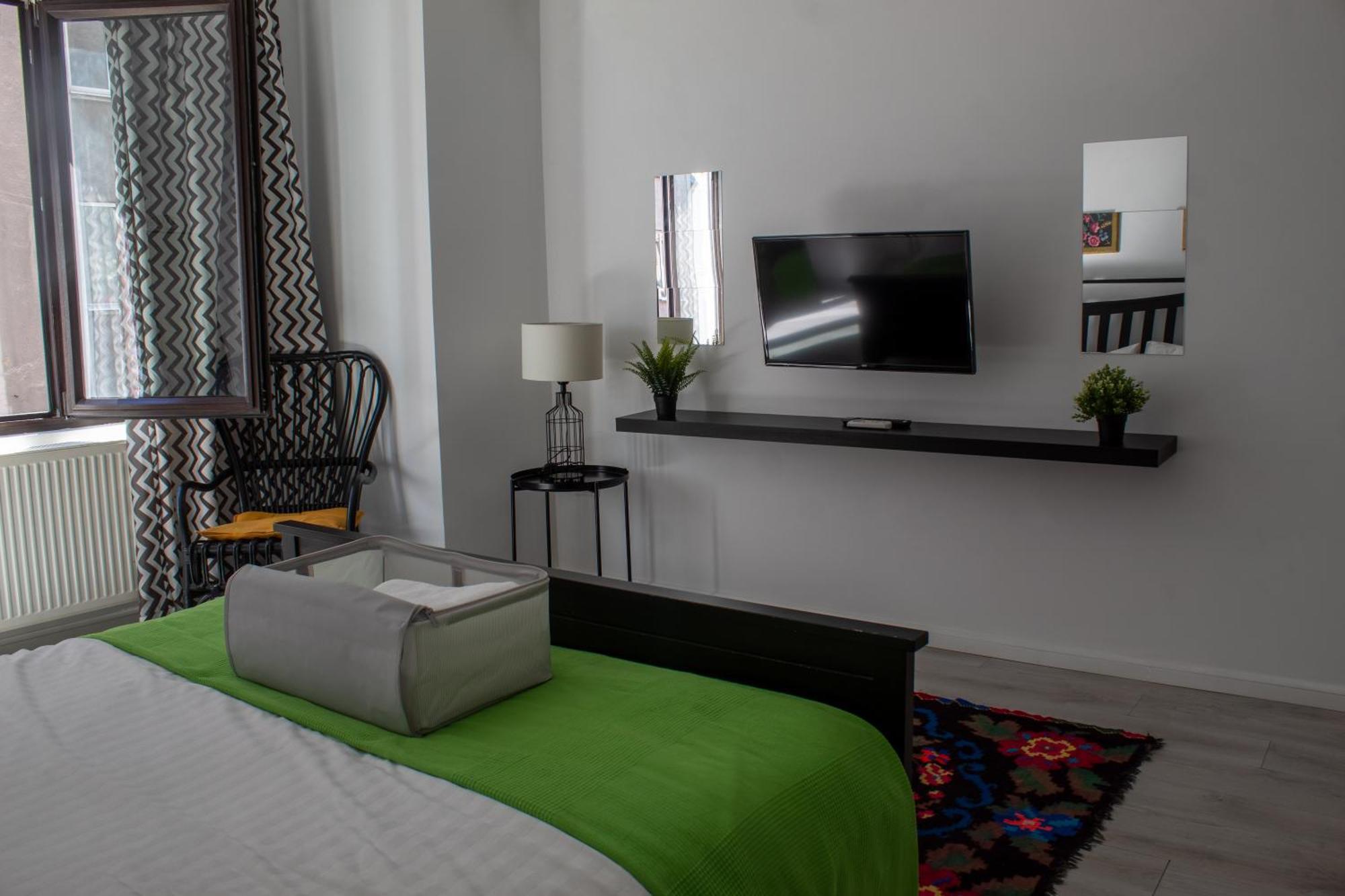 בוקרשט Domus Old Town Retreat Cozy & Central מראה חיצוני תמונה