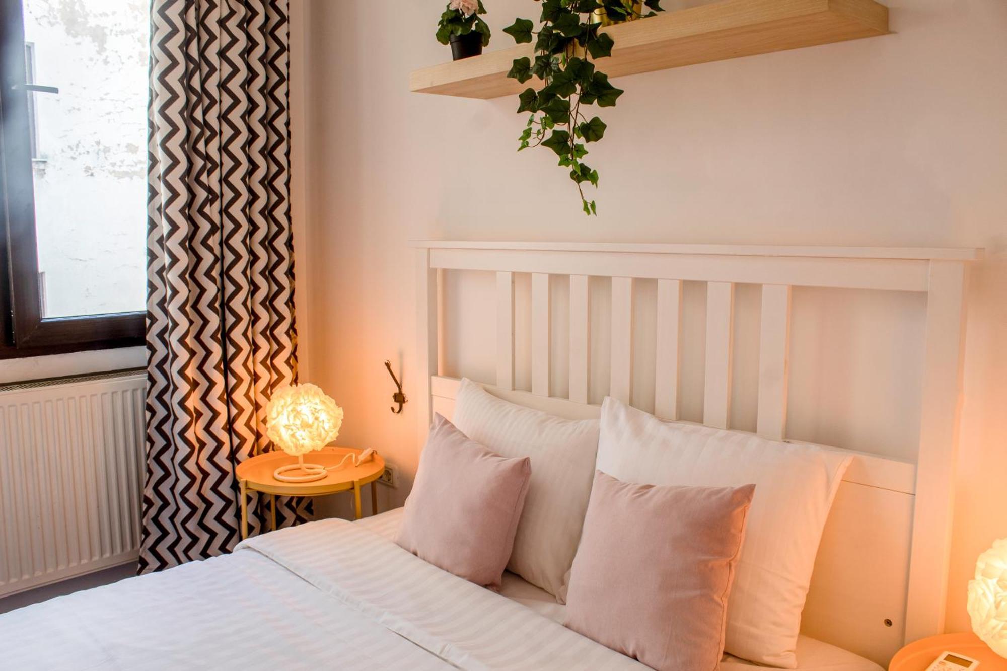 בוקרשט Domus Old Town Retreat Cozy & Central מראה חיצוני תמונה
